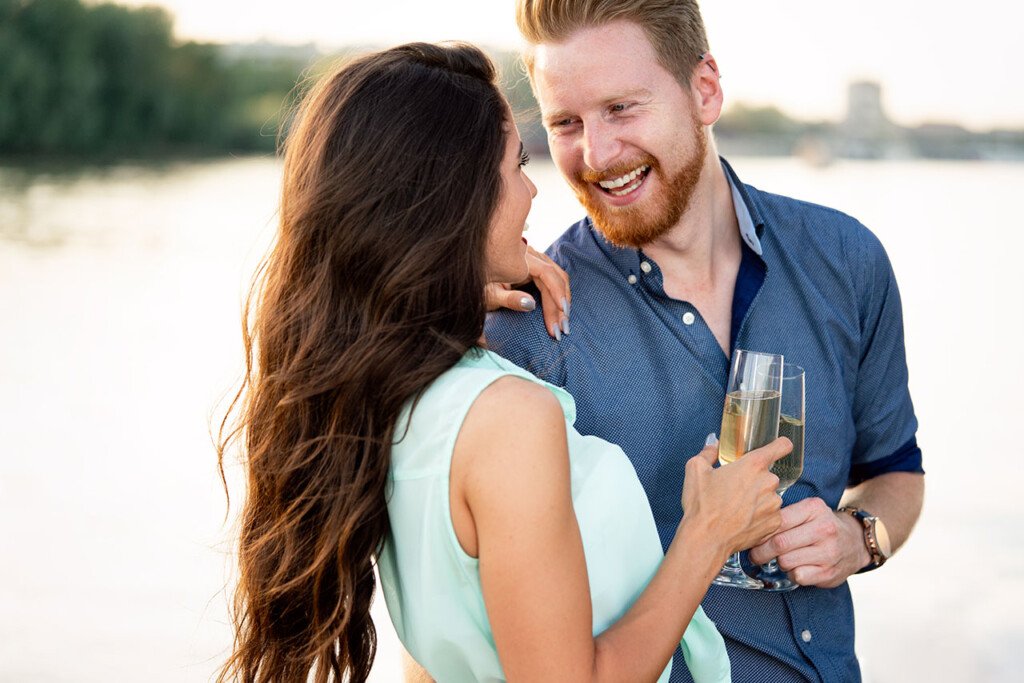 Navigating Your First Online Date: Tips and Tricks